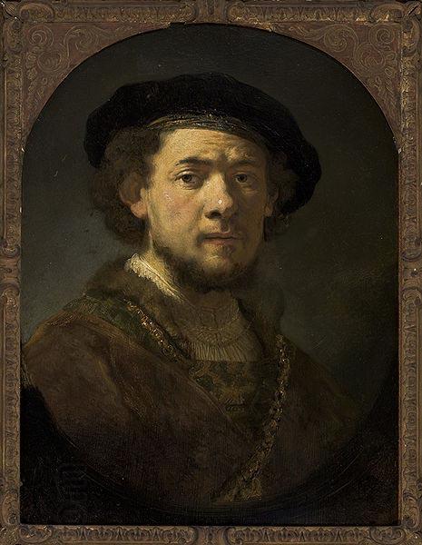 REMBRANDT Harmenszoon van Rijn Bust of a man wearing a cap and a gold chain. China oil painting art